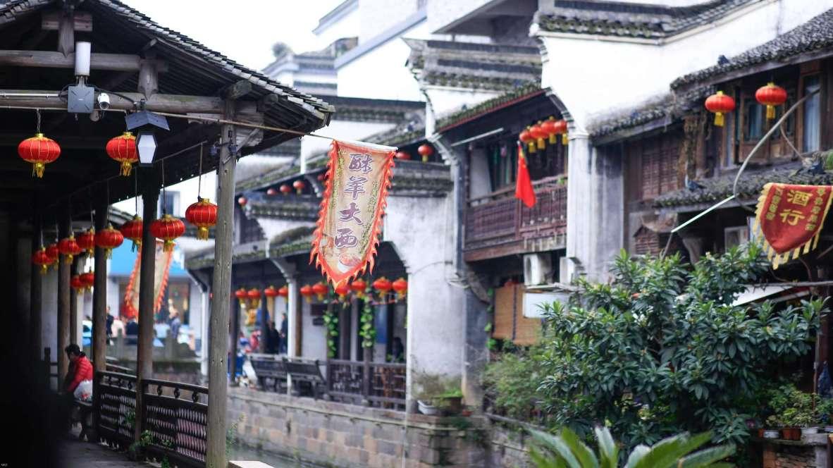 女生说可能我想在你面前有表现的机会男生咋会？游戏画面